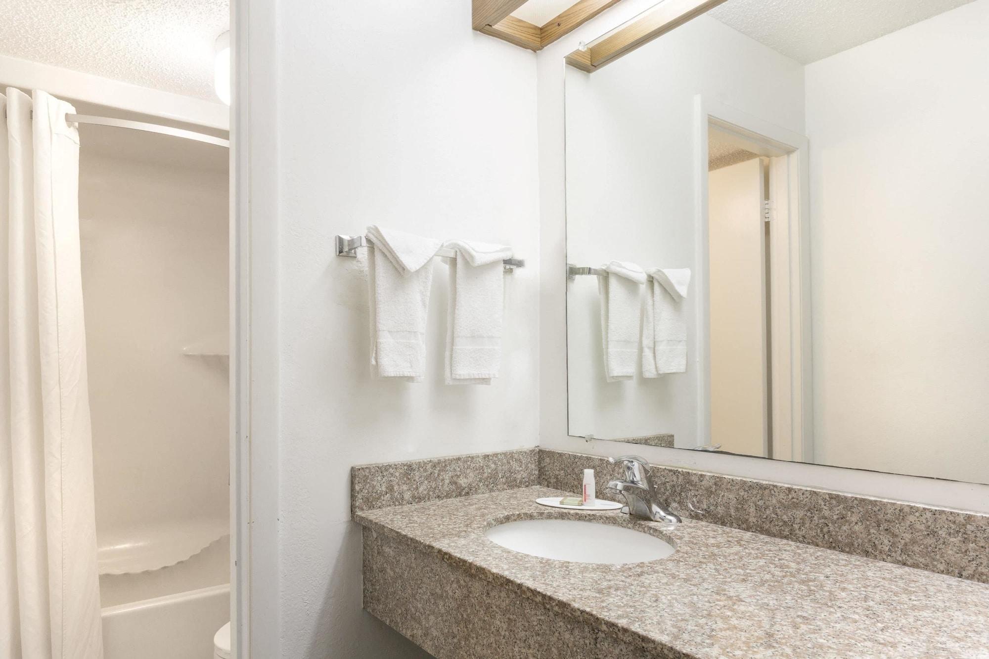 Super 8 By Wyndham Riviera Beach West Palm Beach Ngoại thất bức ảnh
