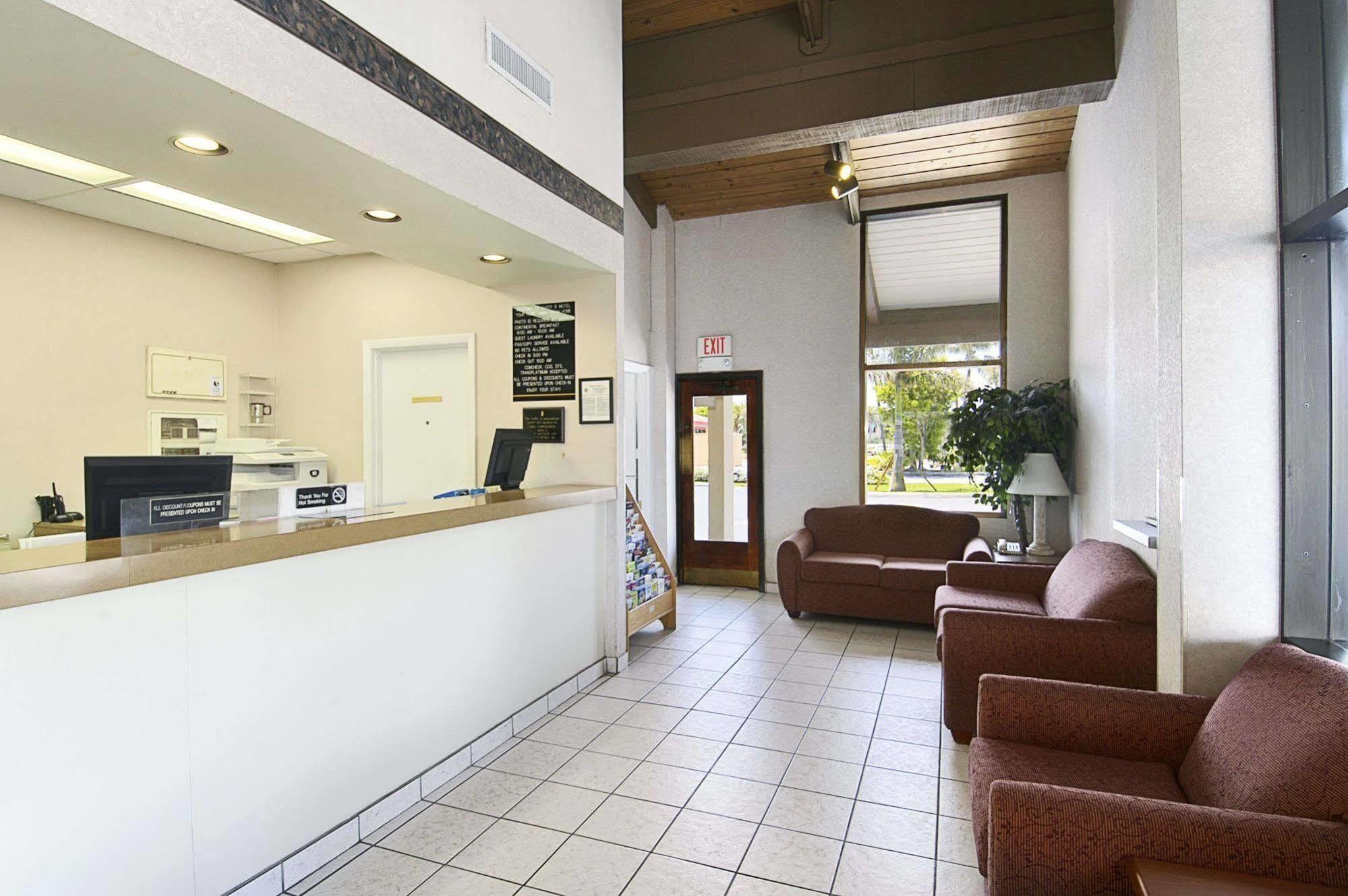 Super 8 By Wyndham Riviera Beach West Palm Beach Ngoại thất bức ảnh